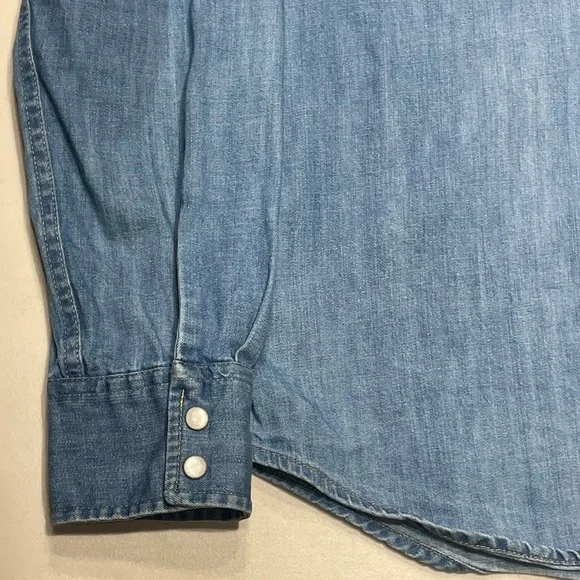 Levi's (2010’s) Large Slim Cowboy Cut Sky Blue Button-Up denim Shirt - Picture 8 of 13